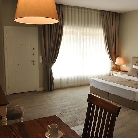 Sarban フェティエ