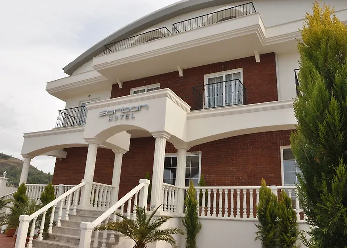 Sarban Φετιγιέ